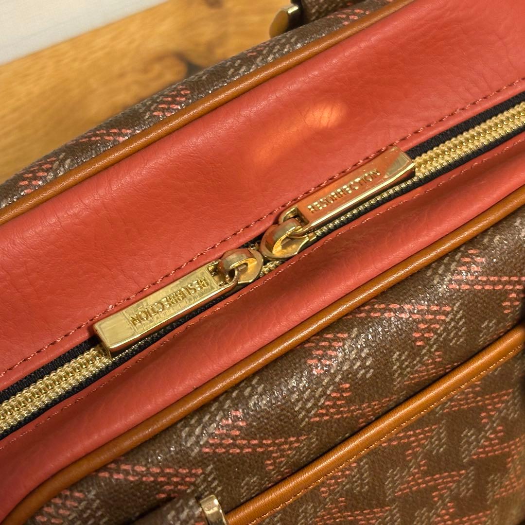 レザレクション　カートバック　Hのペイント入り