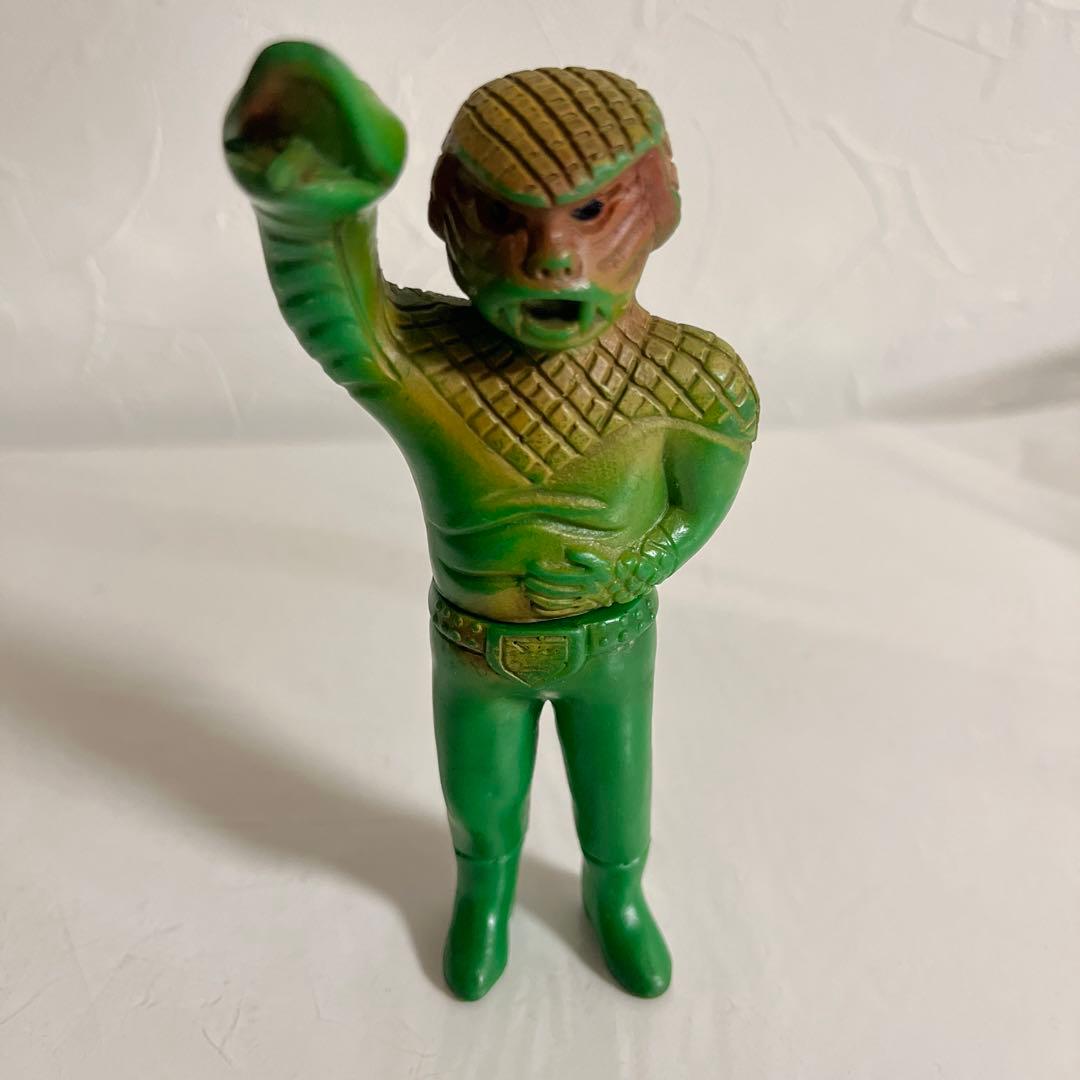 ⚠️当時物・激レア　仮面ライダー　コブラ男　超貴重　珍色　ミニソフビ