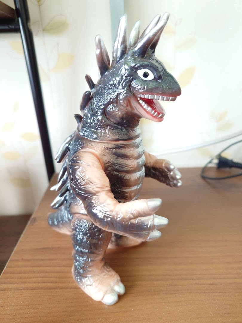 ブルマァク　モグネズン