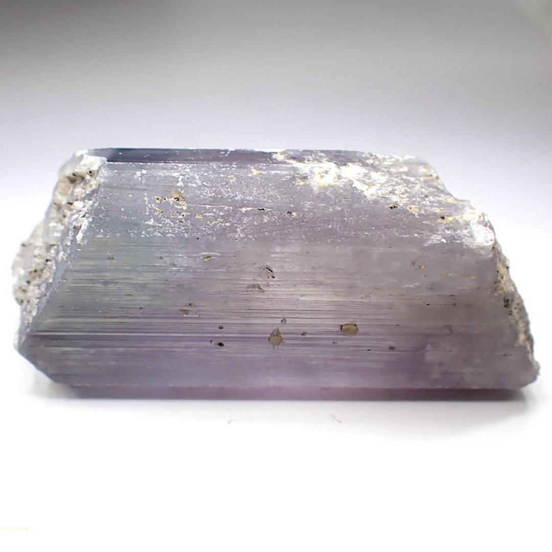 【アフガニスタン産】スポジュメン(クンツァイト)