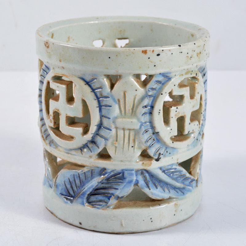 朝鮮　李朝　高麗白磁　染付　鏤雕卍葉文透かし　筆筒　G　R4660