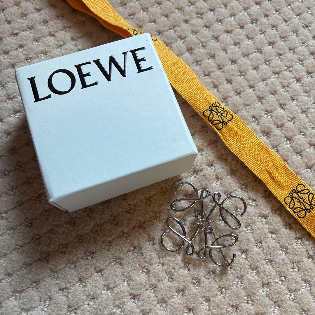 ⭐︎ロエベ　LOEWE ブローチ　シルバー　正規品 極美品⭐︎