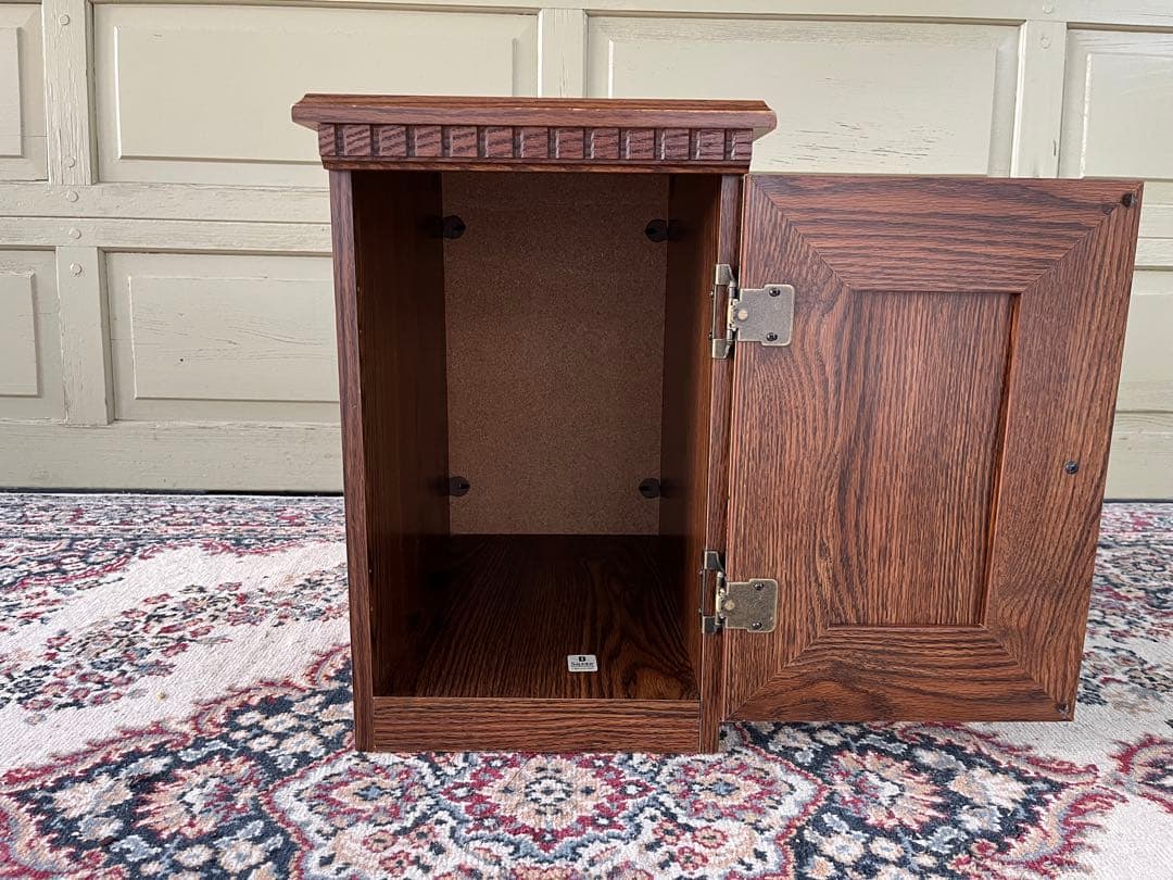 Sauder 【アメリカ老舗家具メーカー】木製マガジンラック付きキャビネット