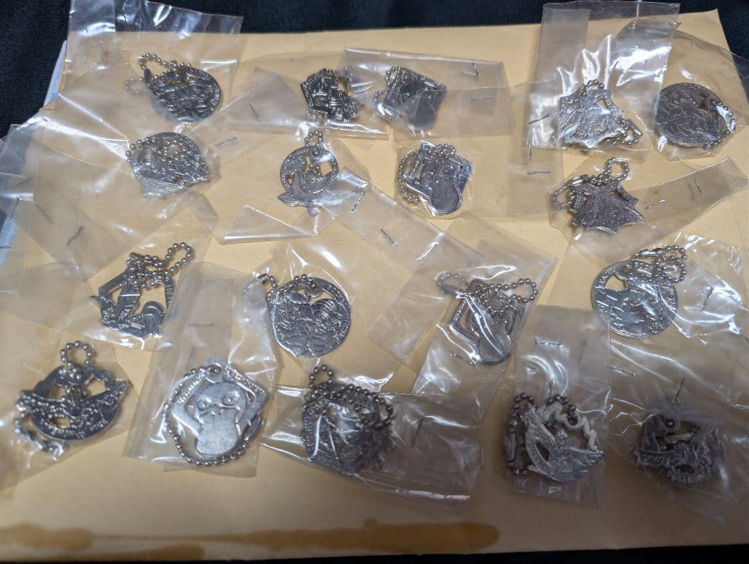 美品　ポケモン メタルチャー厶　ゲームセンターの景品　当時のグッズ