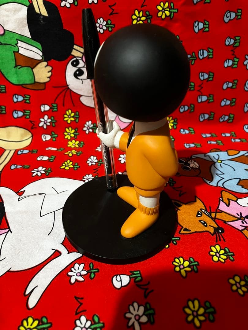 bicボールペン ディスプレイ　置物　陶器　ソフビ　硬質プラ　００年代