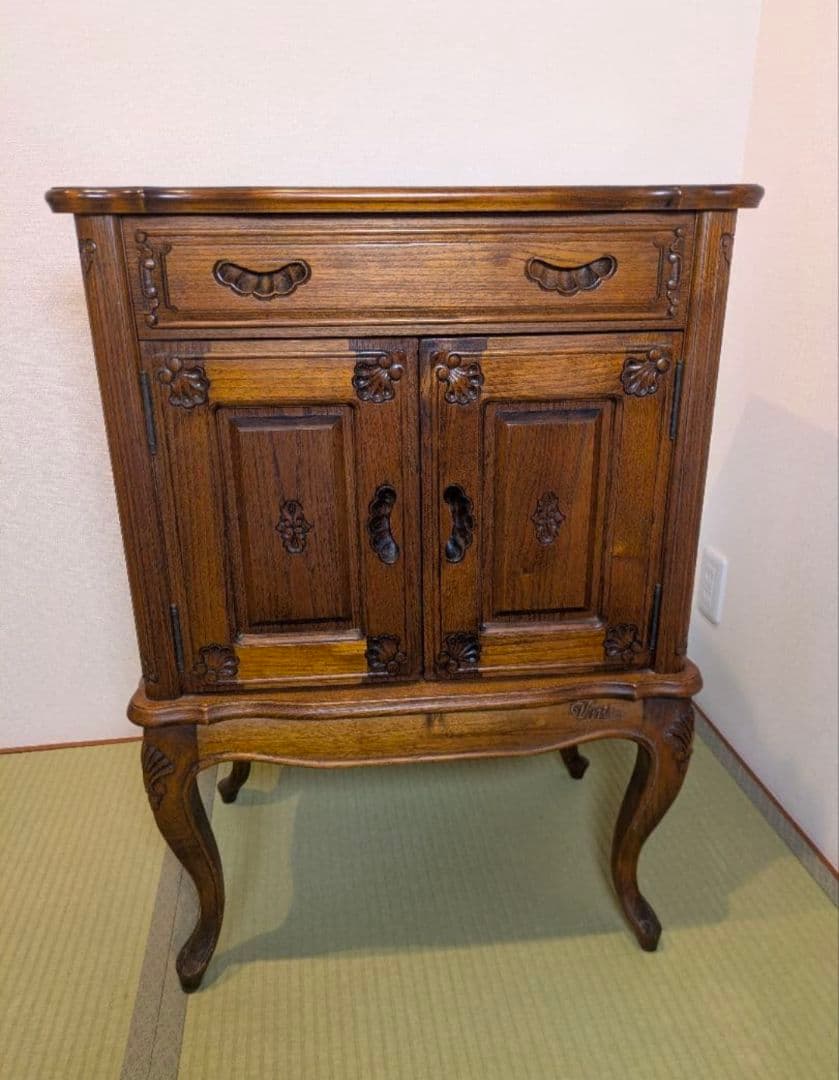 猫脚 扉 引き出し 木製 アンティーク 家具 キャビネット