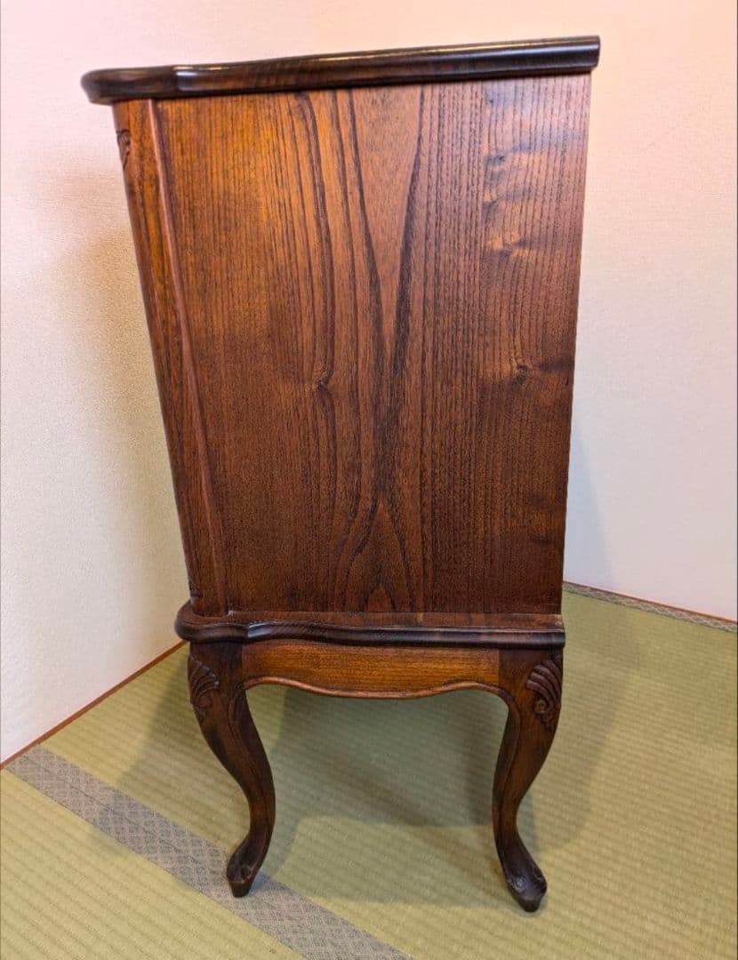 猫脚 扉 引き出し 木製 アンティーク 家具 キャビネット