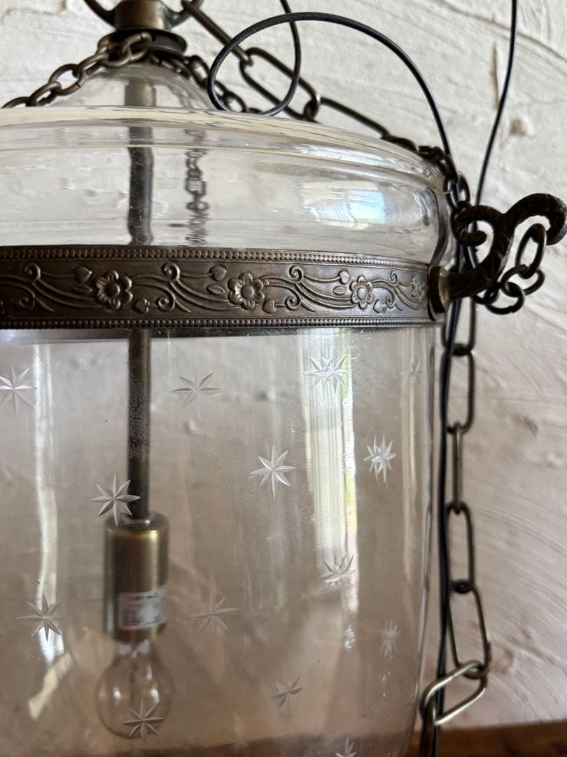 コロニアルスタイル　ガラスランプ　天井ライト