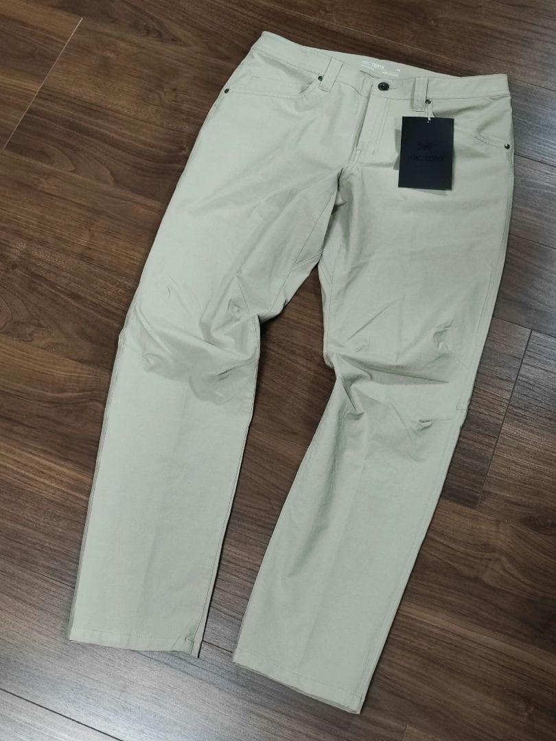 小林 新品 アークテリクス Levon Pant M 34-R ベージュ