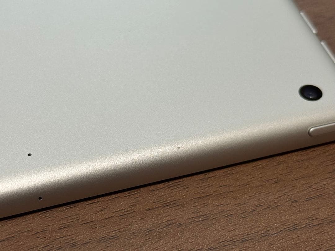 Apple iPad 第7世代 32GB Silver MW752J/A