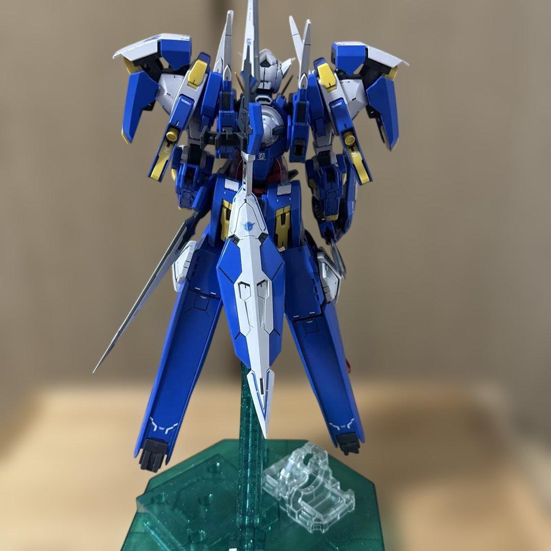 ＭＧ 1/100 ガンダムアヴァランチエクシアダッシュ　完成品