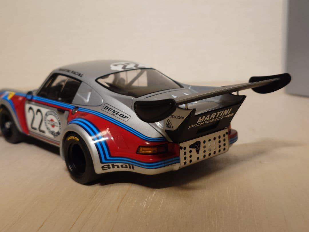 AutoArt ポルシェ 911 Carrera RSR turbo 21