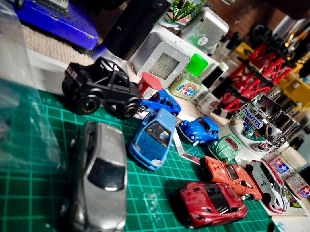 オーダーメイド受付♪ 思い出の愛車をミニカーで完全再現！ レジンジオラマも対応