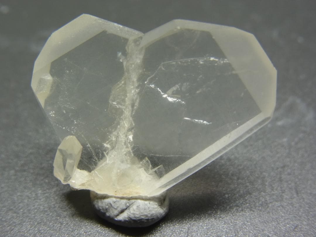 超美！　スーパーハイグレード・大　長崎県　奈留島の日本式双晶　水晶