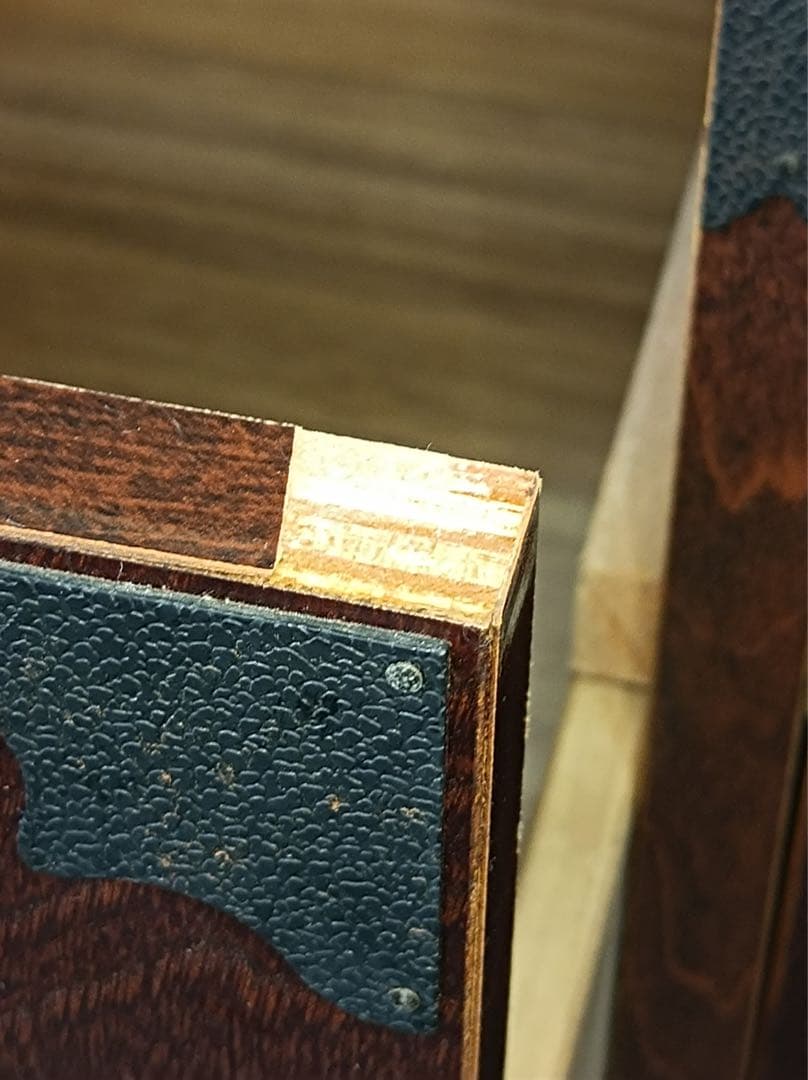 【オスカー】[八5427] 民芸調　階段箪笥　右下がり