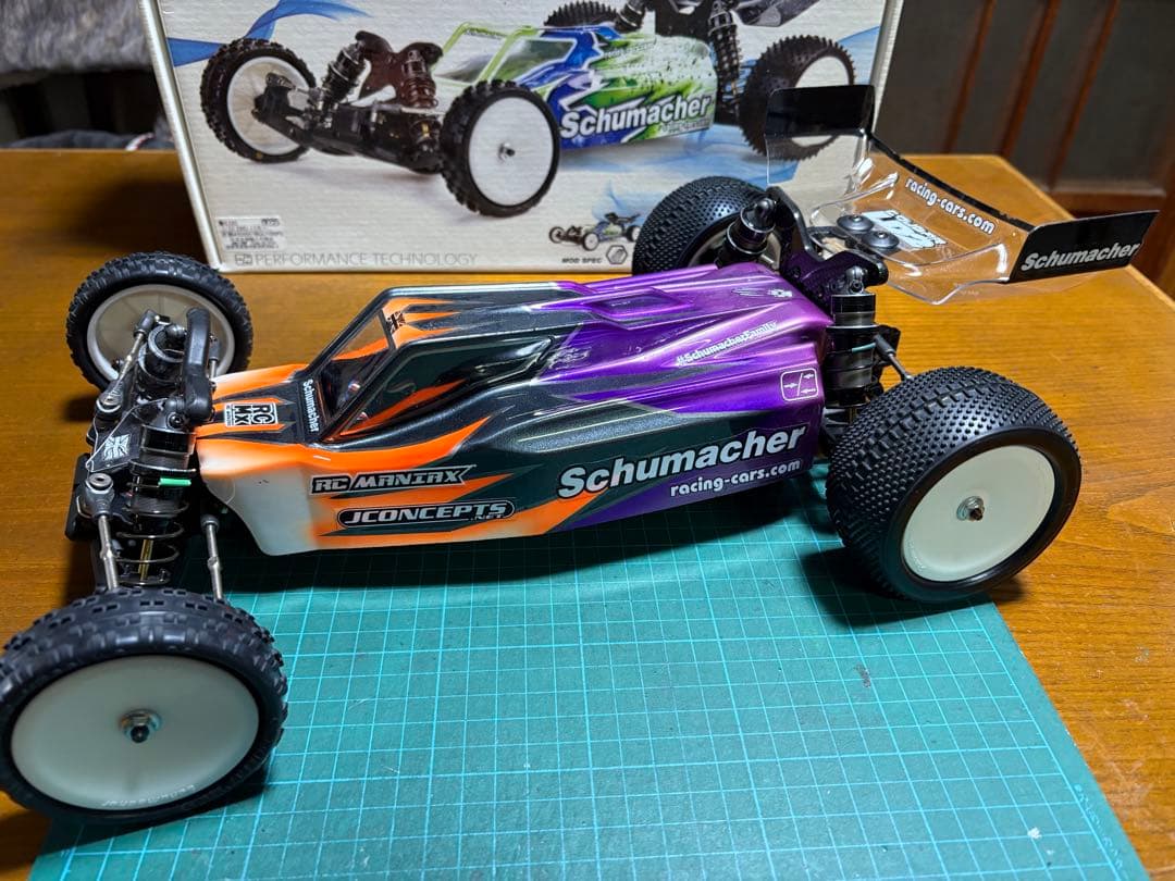 [美品] シュマッカー 2WDバギー クーガーLD2 ボディ・メカ付き 完成品