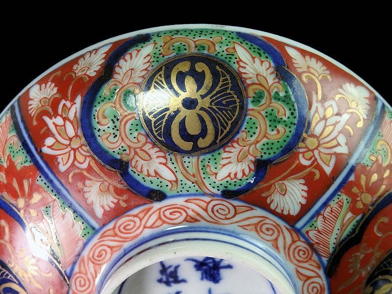 大聖寺伊万里　唐子に桜花　金唐草に花の図　大振蓋茶碗　D073AS-CPe