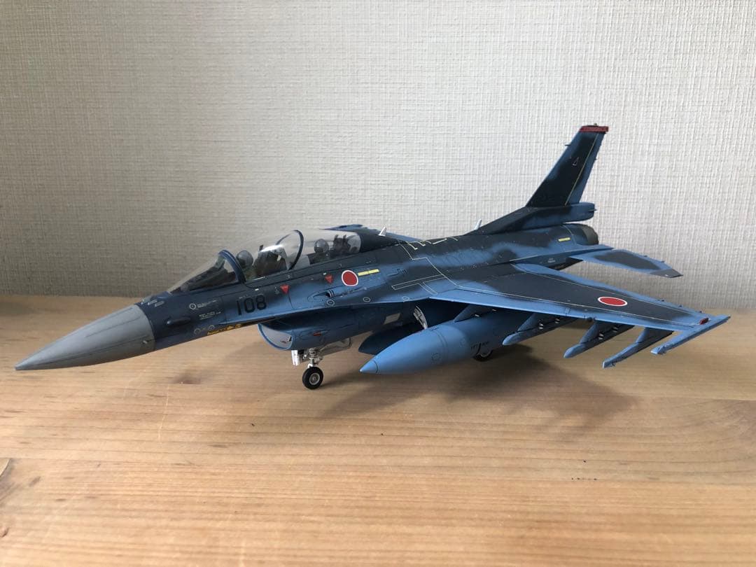 ○訳あり品○ 航空自衛隊　F-2B プラモデル
