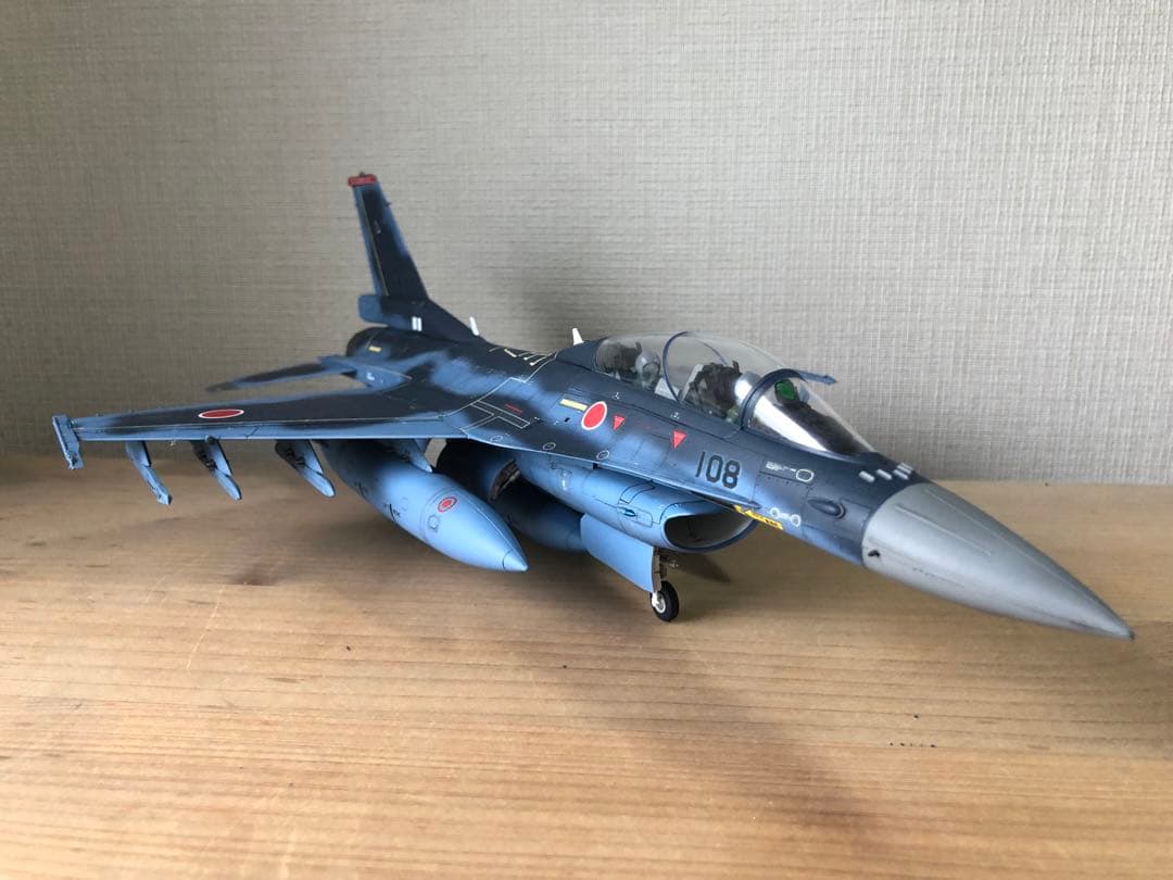 ○訳あり品○ 航空自衛隊　F-2B プラモデル