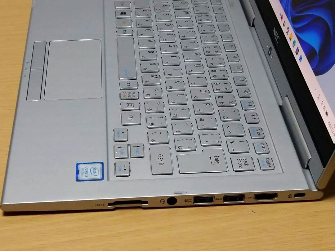 Windowsノート本体 NEC Versa Pro PC-VKT16GVG4