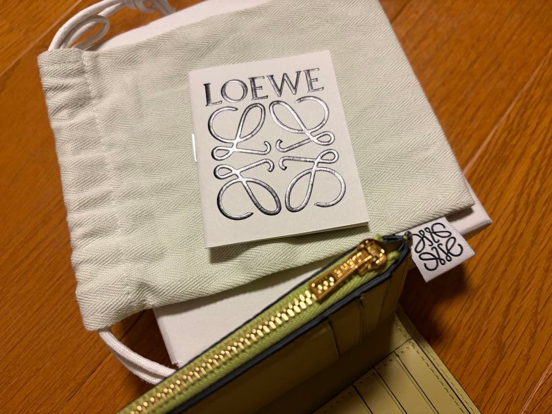 ロエベ　LOEWE◆リピート バーティカル ウォレット スモール　三つ折り財布