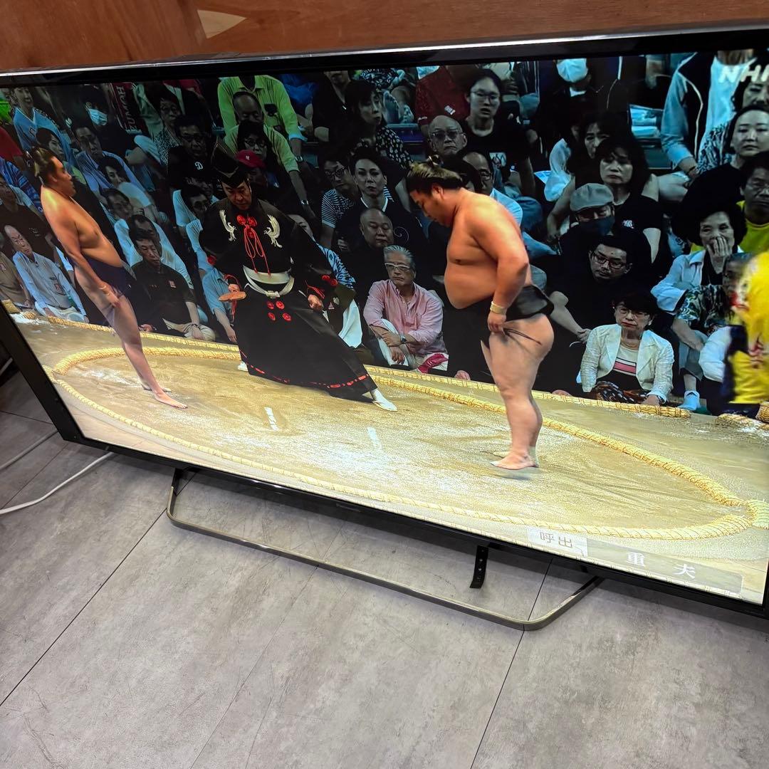 一都三県限定　配送無料　4K液晶テレビ　Panasonic 49インチ