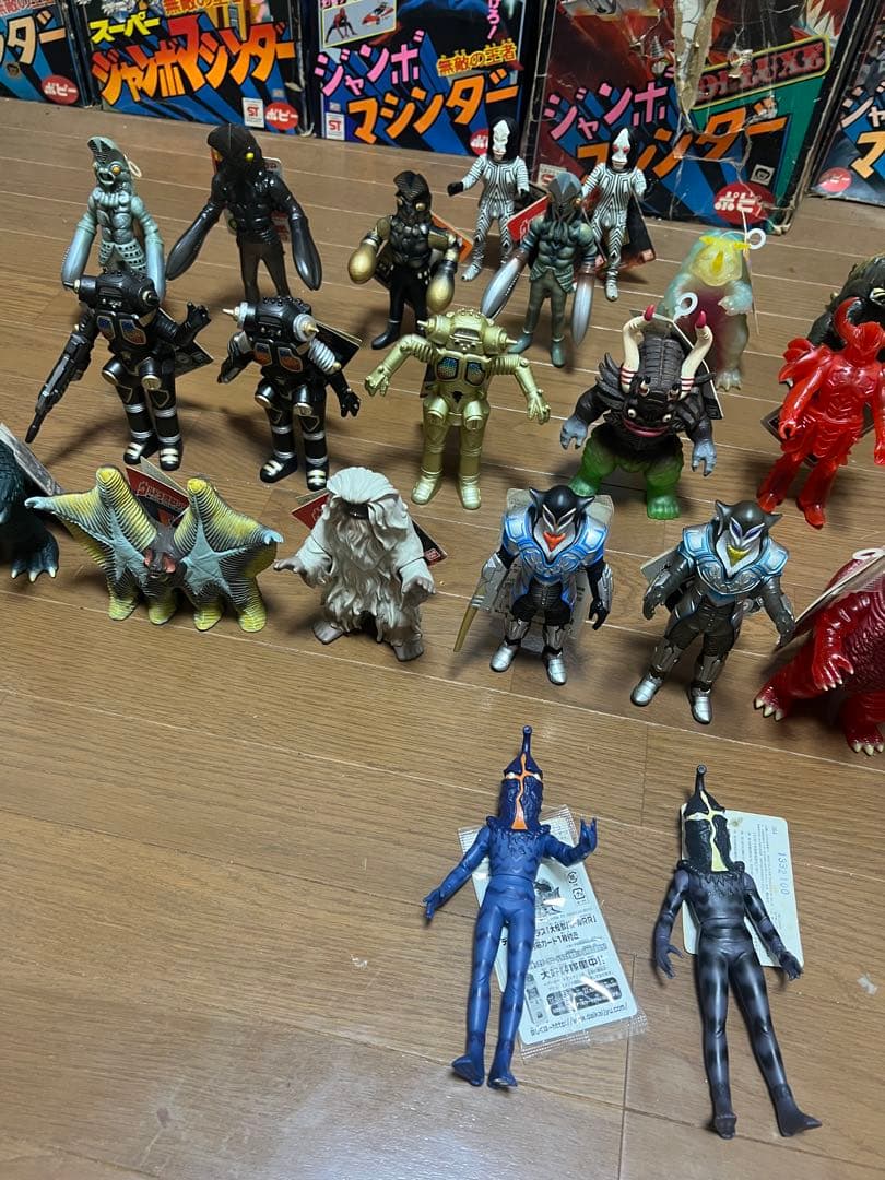ウルトラマンシリーズ 怪獣　29体　未使用　バンダイ　一部レアだらけ