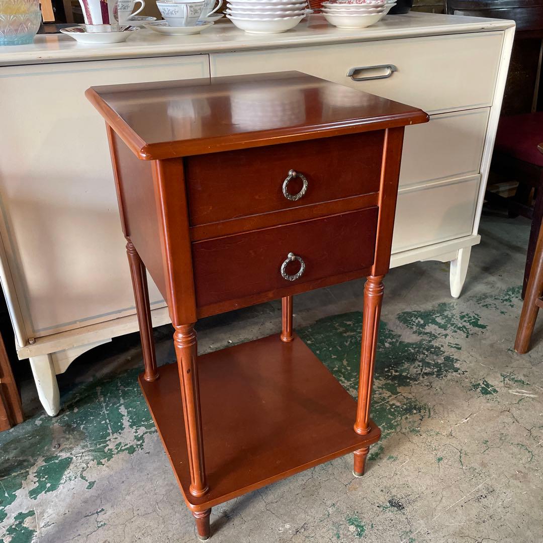 大幅値下げ‼︎ イトキン・英国調・小型キャビネット・花台・ランプ台