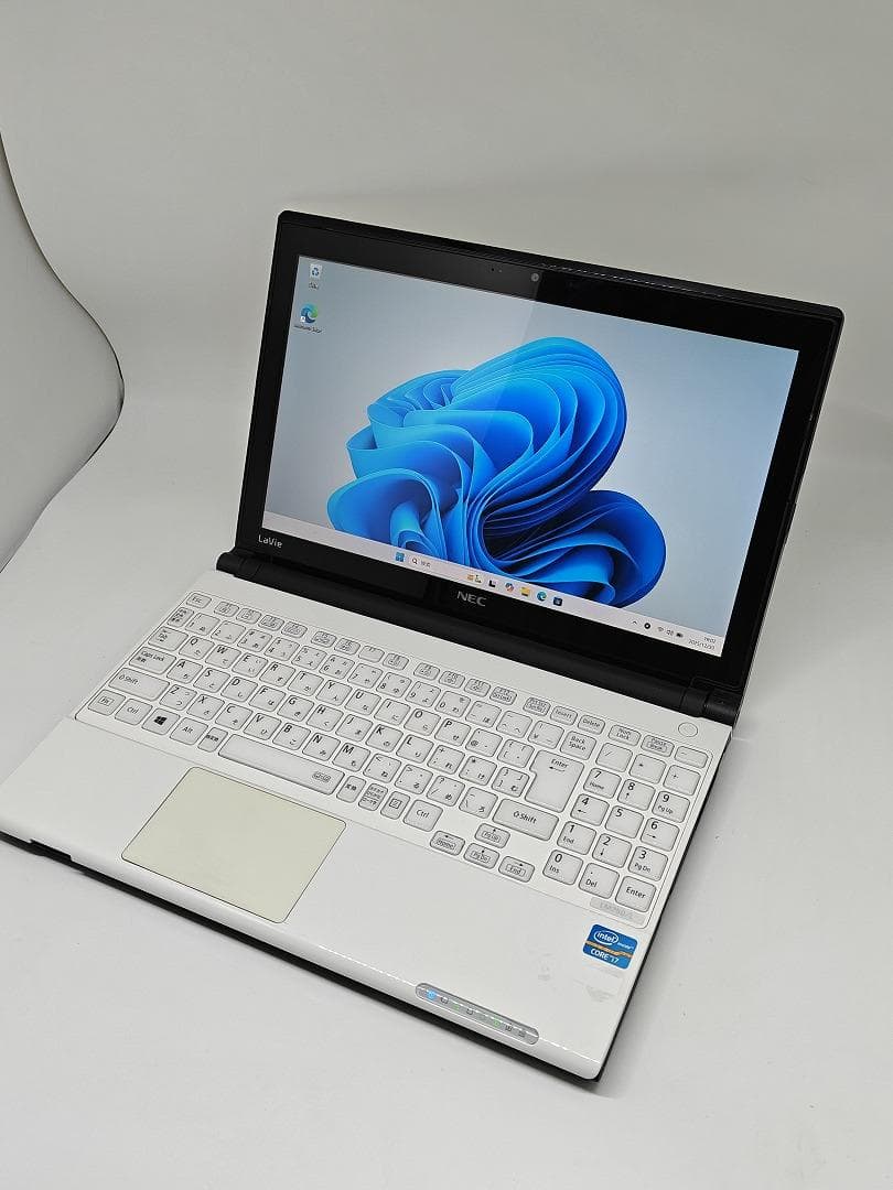 【NEC】爆速 Corei7/新品SSD128GB 13.3 ノートパソコンF2