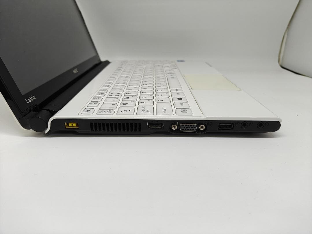 【NEC】爆速 Corei7/新品SSD128GB 13.3 ノートパソコンF2