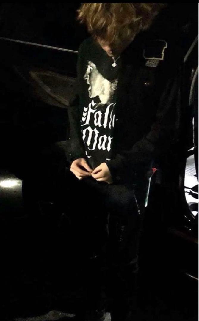 Nettspend着用　undercover fallen men Tシャツ