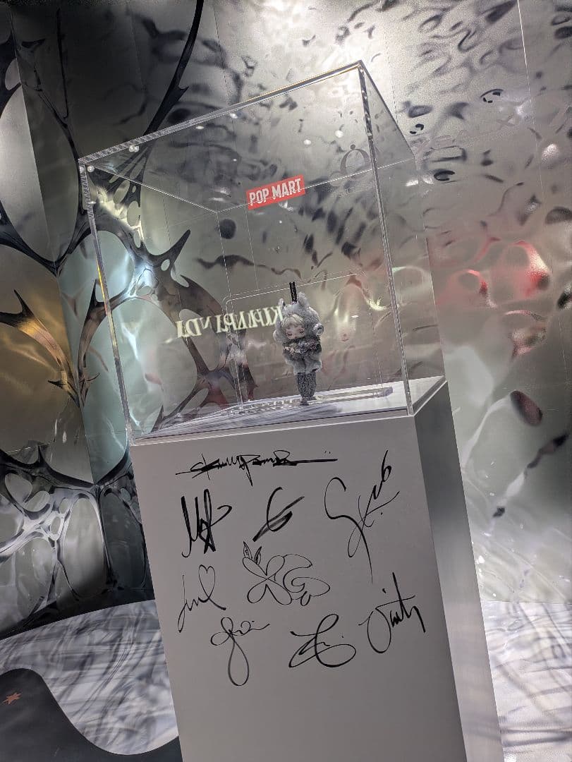 新品・未開封SKULLPANDA XG フィギュア スカルパンダ 限定カード付き