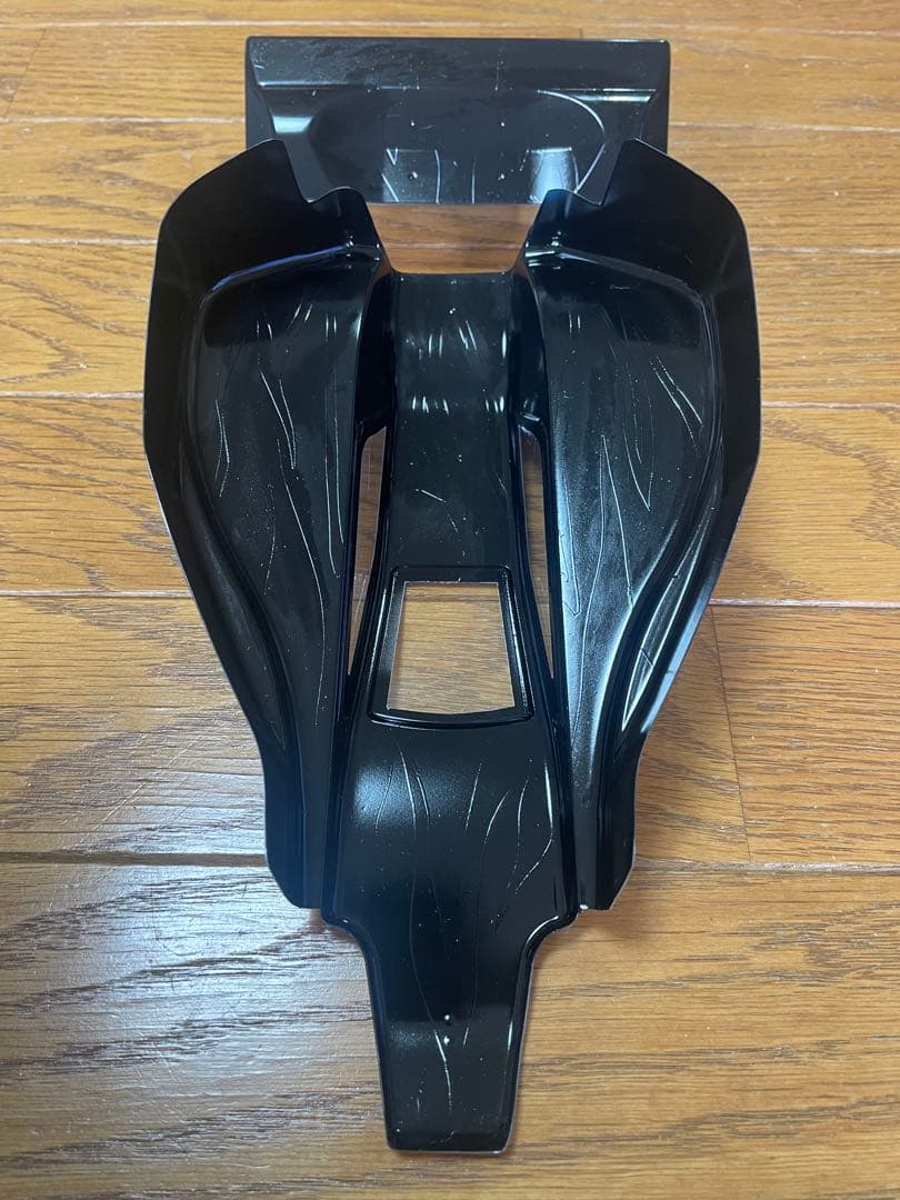 DT 02 サンドバイパー　タミヤ新品塗装済ボディ 白赤青