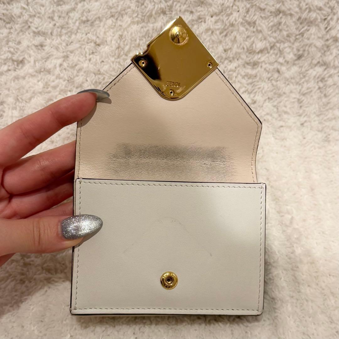 FENDI 三つ折り財布　ダイヤモンド　小銭入れ　フェンディ