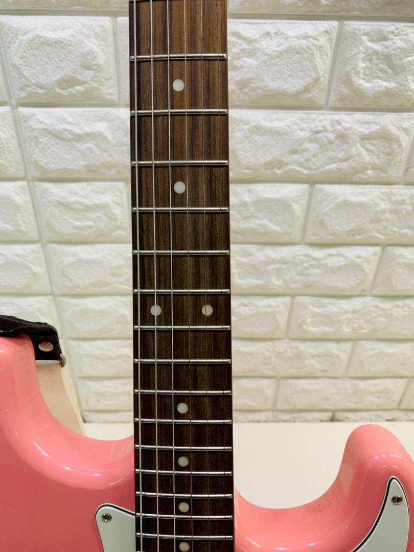 40Z Photo Genic ピンク ストラトキャスタータイプ エレキギター