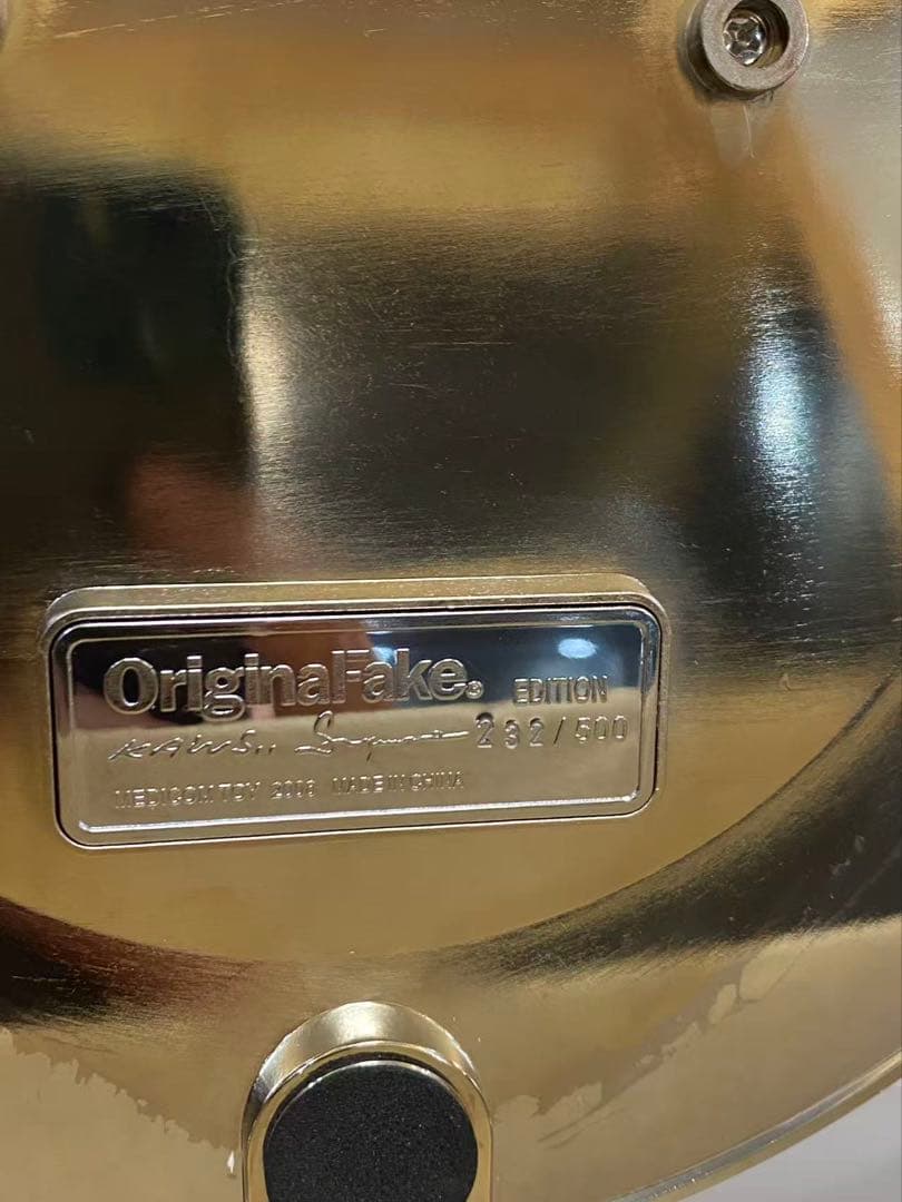 KAWS✕空山基 オリジナルフェイク メディコムトイ