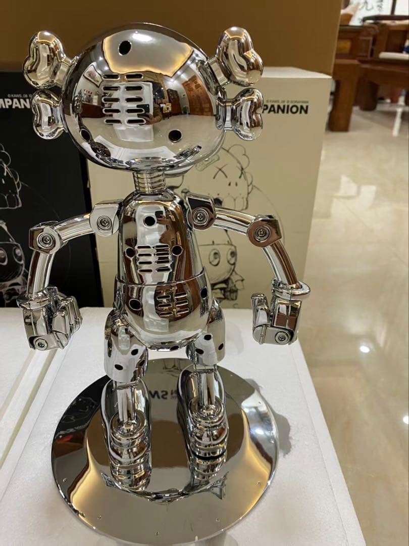 KAWS✕空山基 オリジナルフェイク メディコムトイ