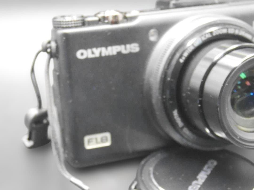 中古美品　OLYMPUS XZ-1 コンパクトデジカメ