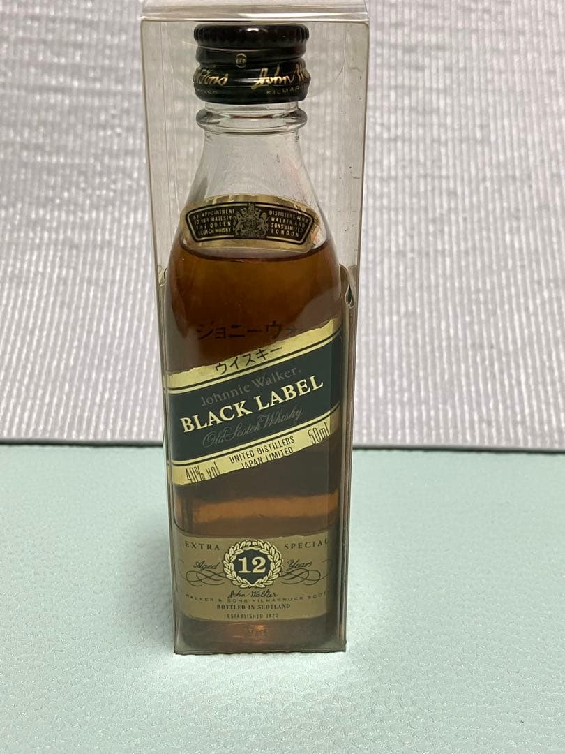 ジョニーウォーカー黒ラベル12年 ミニチュアボトル 28本 試供品