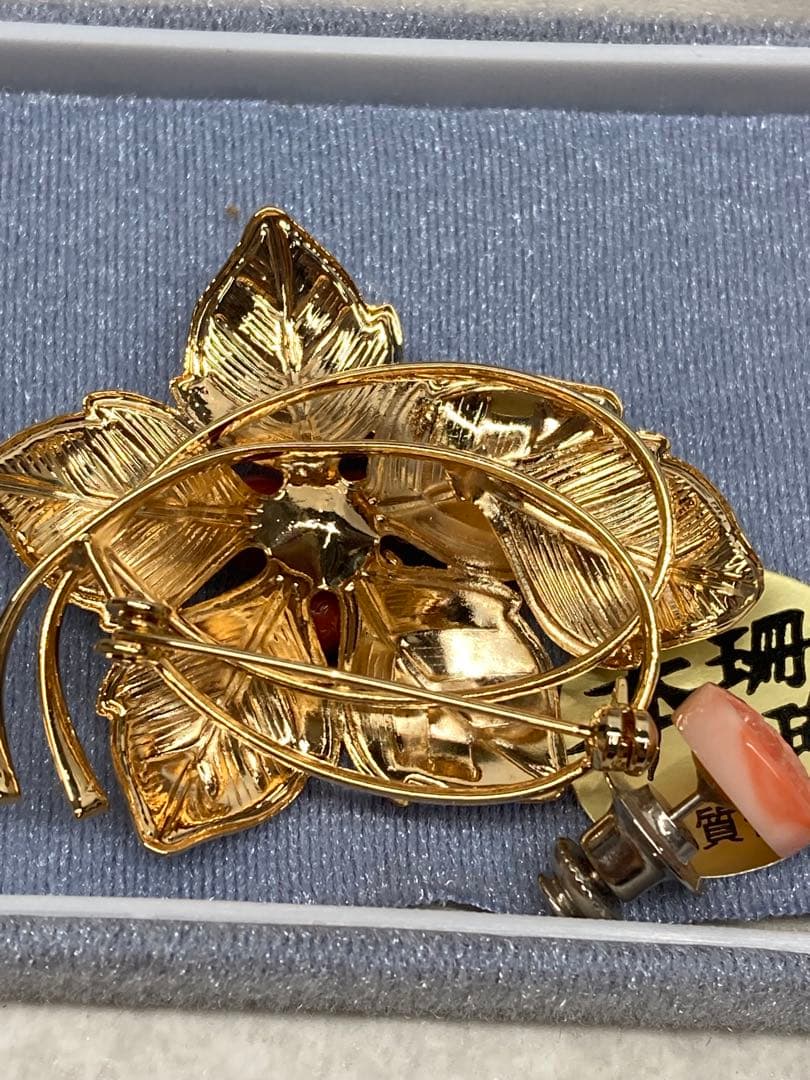 未使用品 本鼈甲 白甲 本珊瑚 赤珊瑚 本真珠 925 ブローチ ネックレス