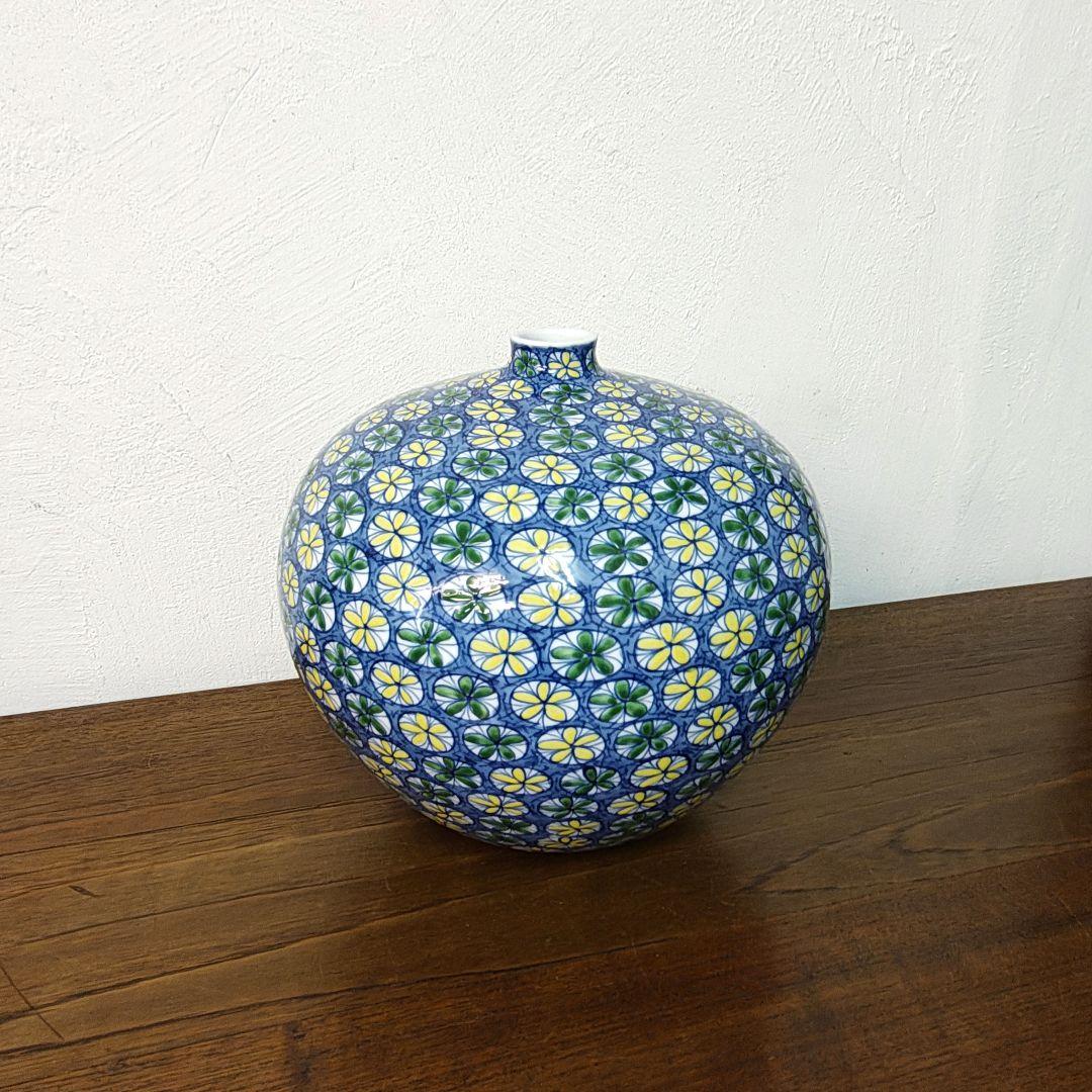 【藤井錦彩】染錦小花紋様 花瓶 飾り壷