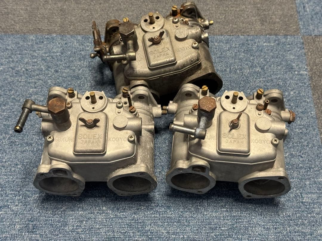 く*む様 SOLEX 40パイ ミクニキャブレター 3型3基　　　当時物 旧車部