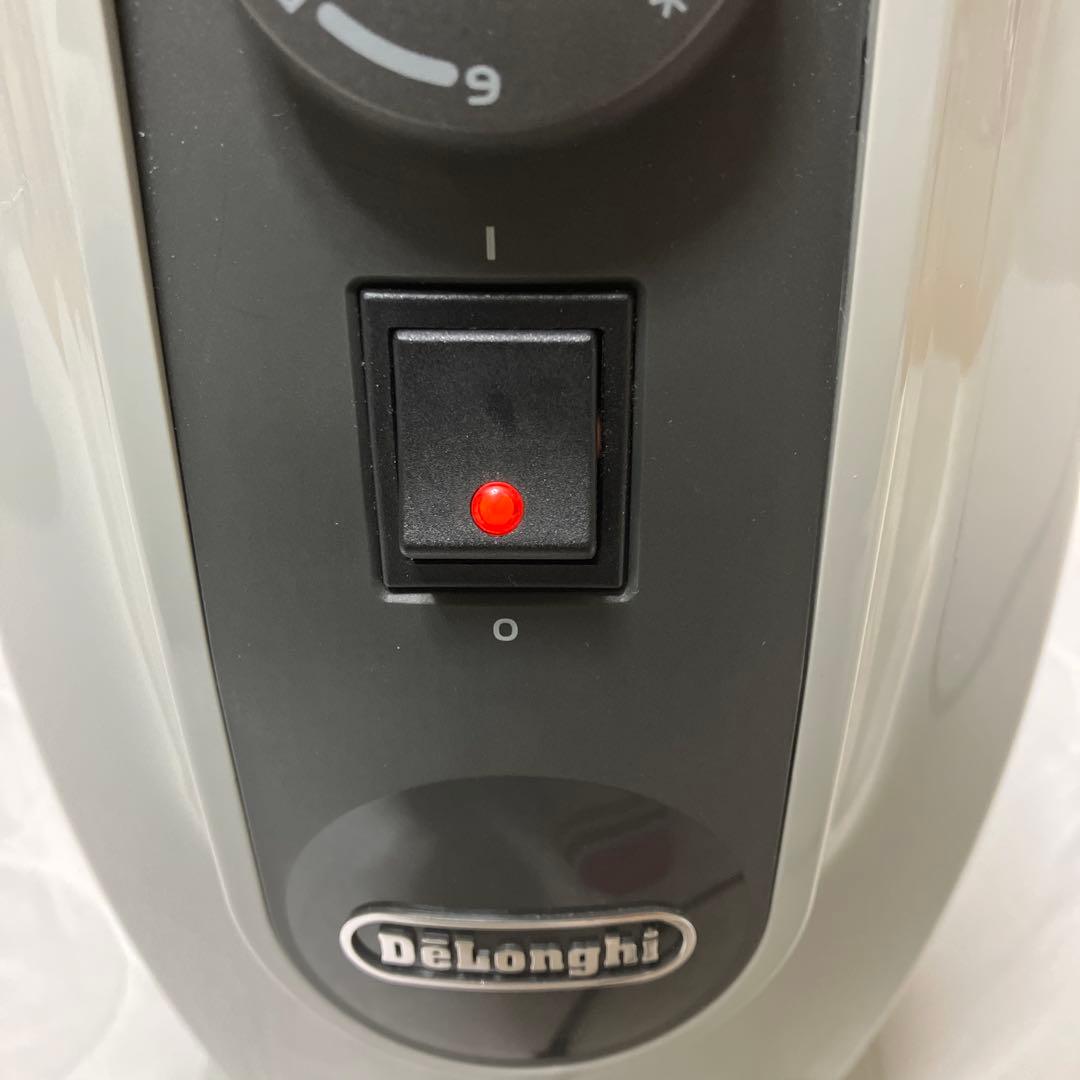 DeLonghi デロンギ　RHJ01A0505-DW 美品