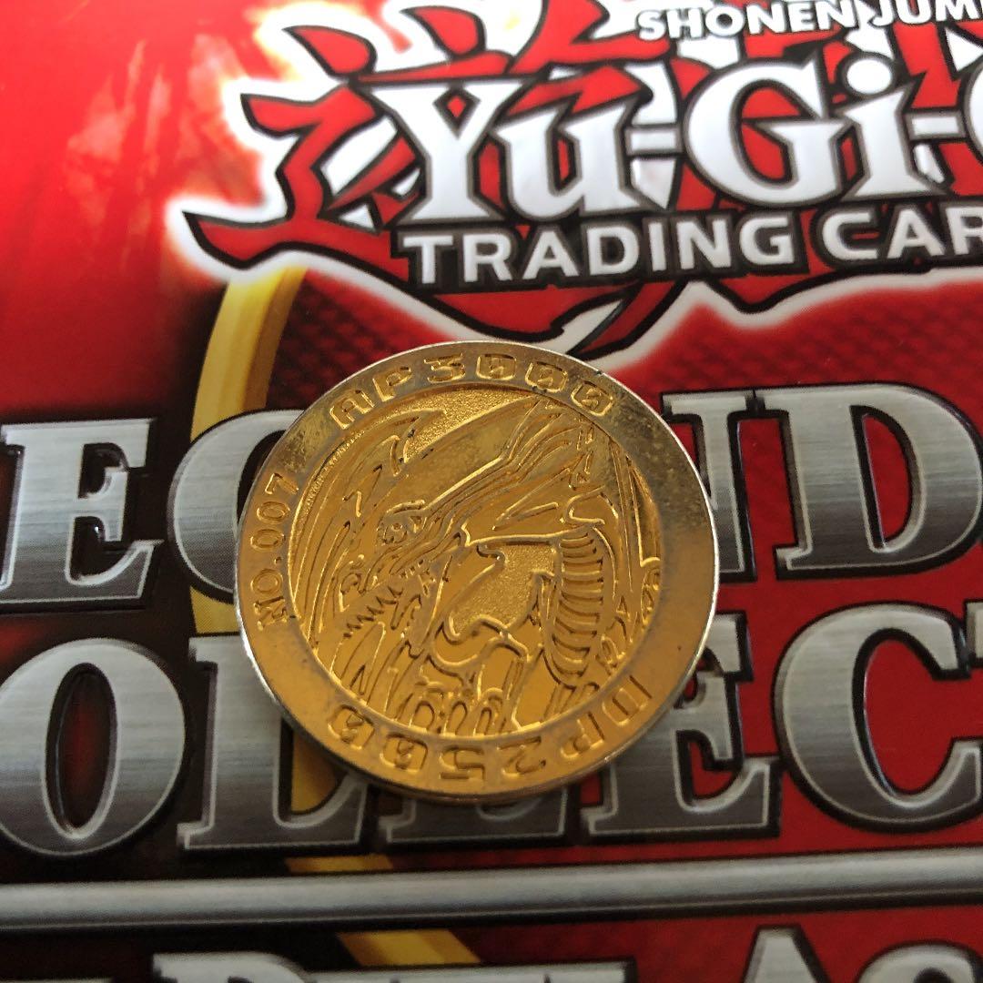 遊戯王 ブルーアイズ ホワイトドラゴン