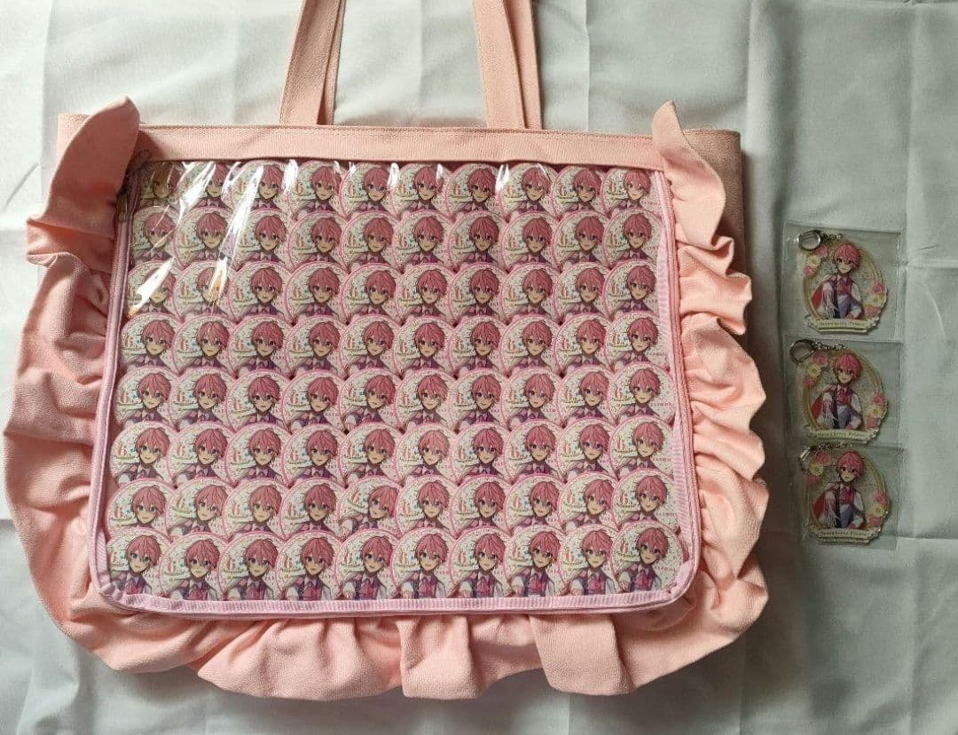 すとぷり さとみくん 6周年 缶バッジ80個 アクキー3個 A3ピンク色痛バ