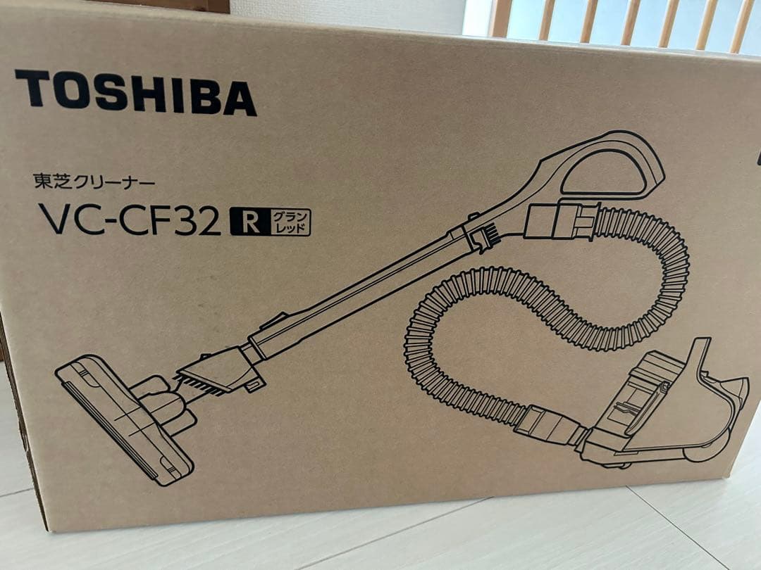 TOSHIBA VC-CF32 R サイクロン掃除機　新品未使用　再値下げ