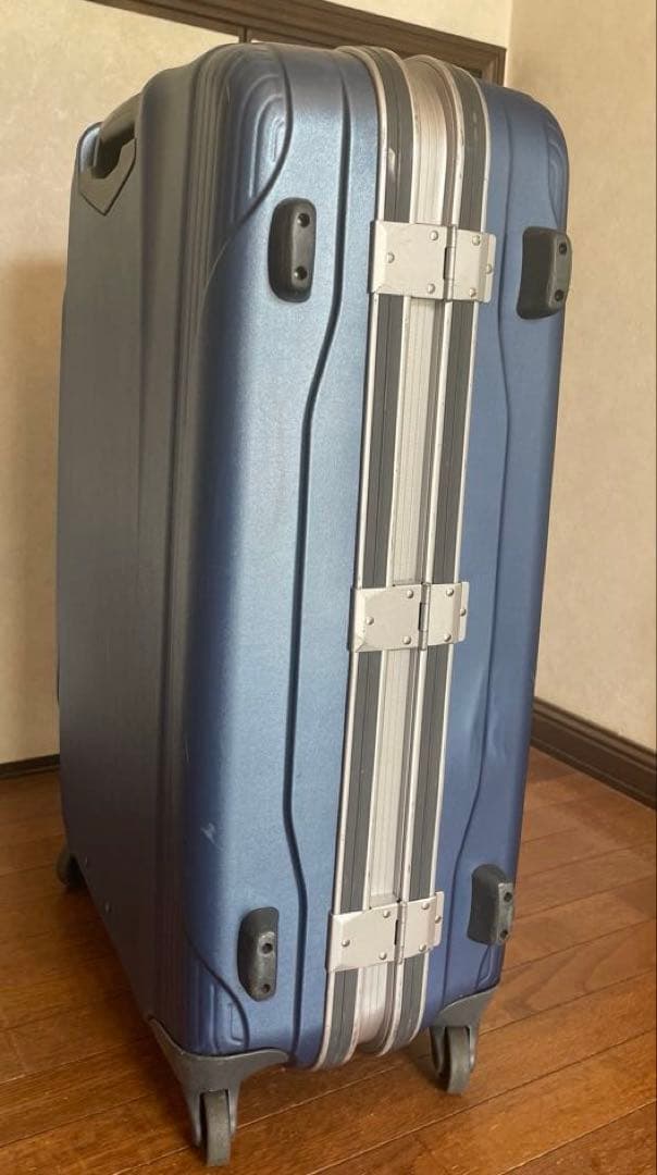 日本製スーツケース　エース プロテカA 82L
