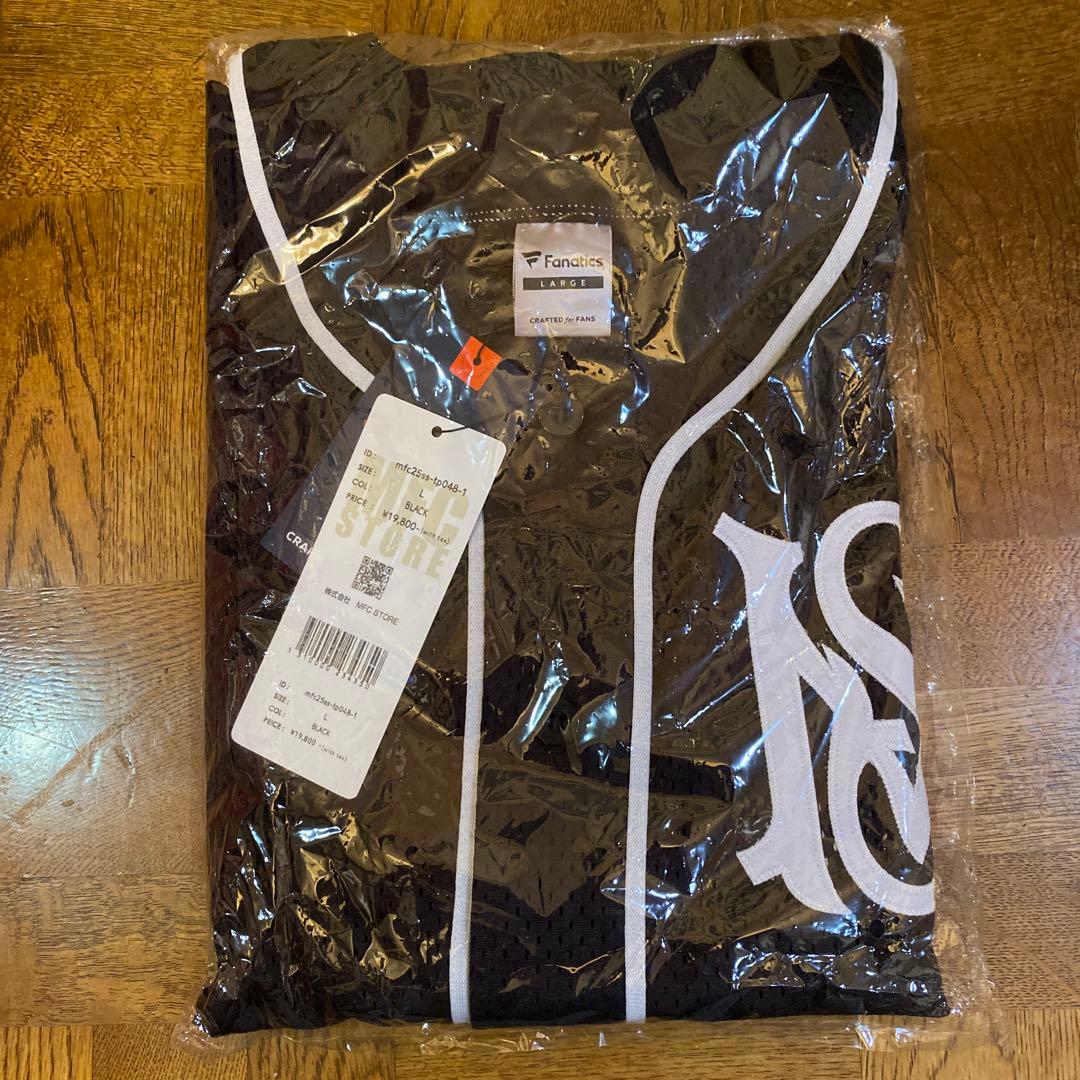 浜崎あゆみ　シャツ　コラボ