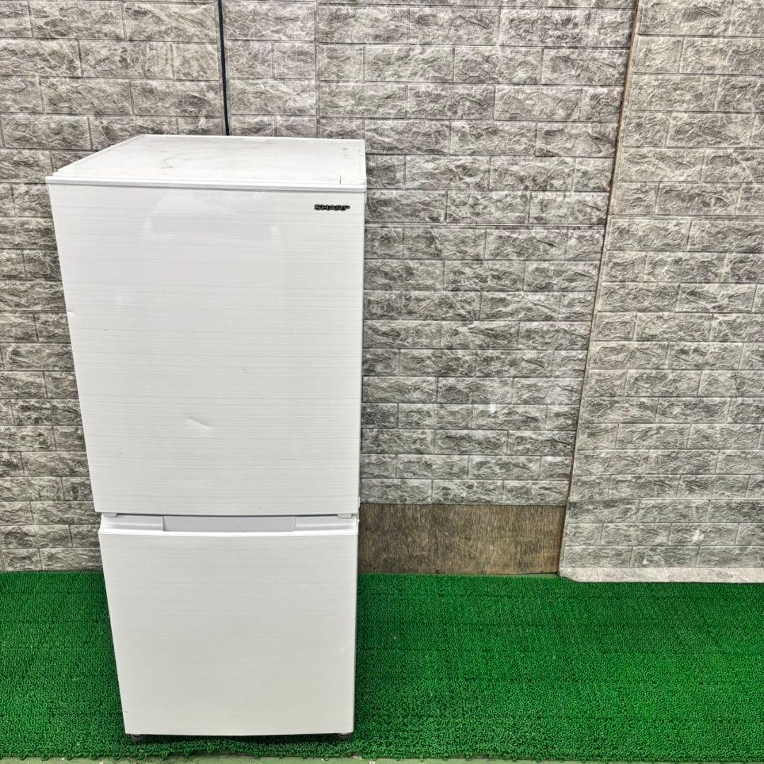 413 冷蔵庫　SHARP　小型　一人暮らし　200L弱　洗濯機も有　格安