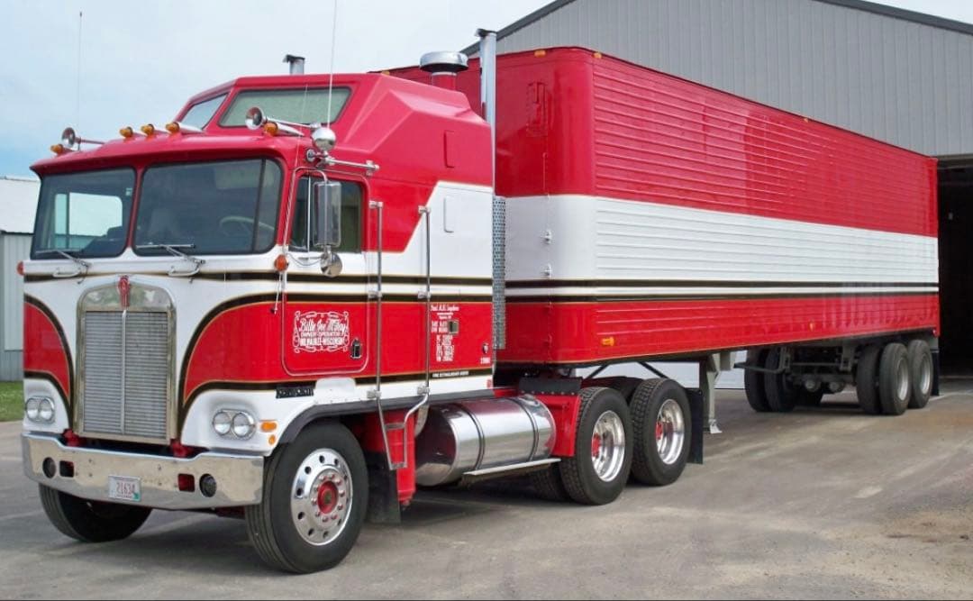 1/18 ケンワース エアロダイン K100 トラクター&トレーラー セット